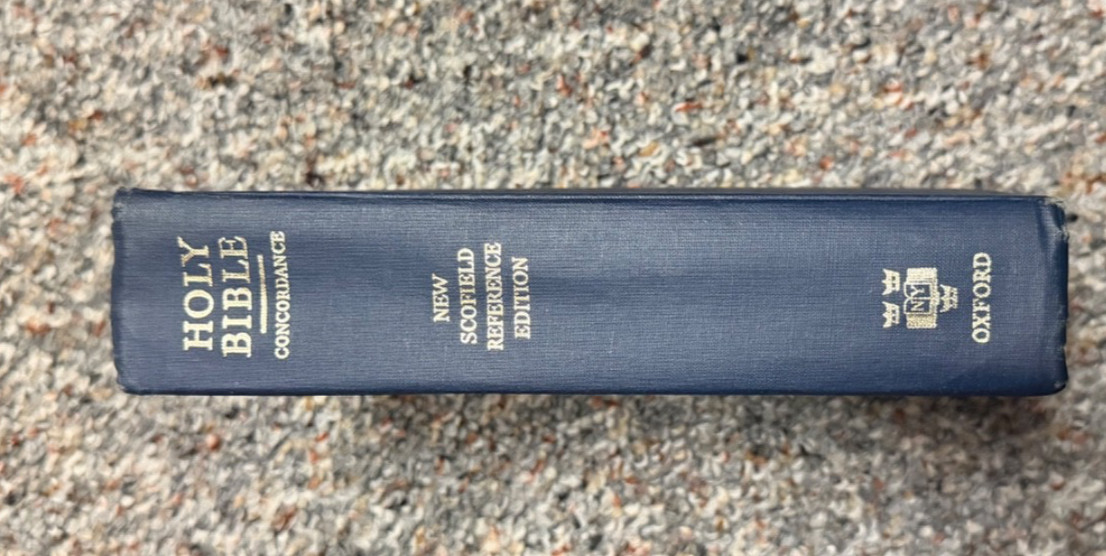 New Scofield Reference Edition Bible Hard Cover 1967 Vintage Blue