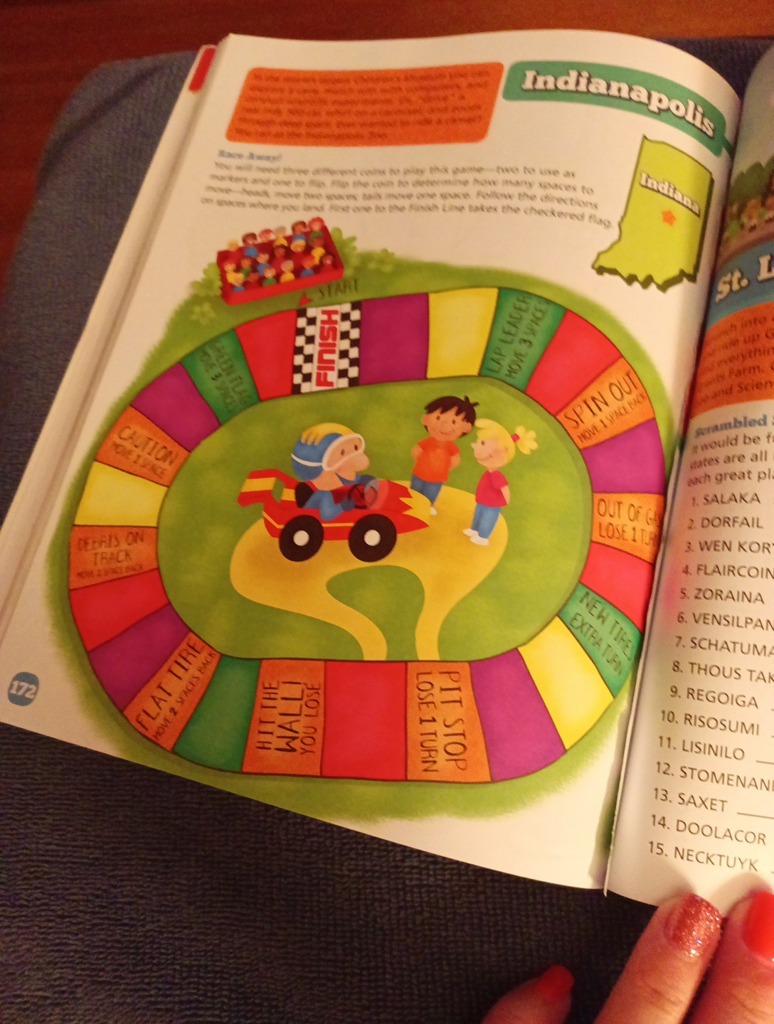 THE ULTIMATE BACKSEAT BOOK Hours of fun for kids on the road! 200+ Pages Travel