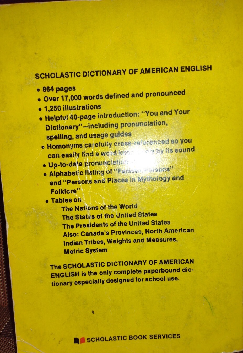 VINTAGE SCHOLASTIC DICTIONARY OF AMERICAN ENGLISH 1970’s PAPERBACK 864 PAGES
