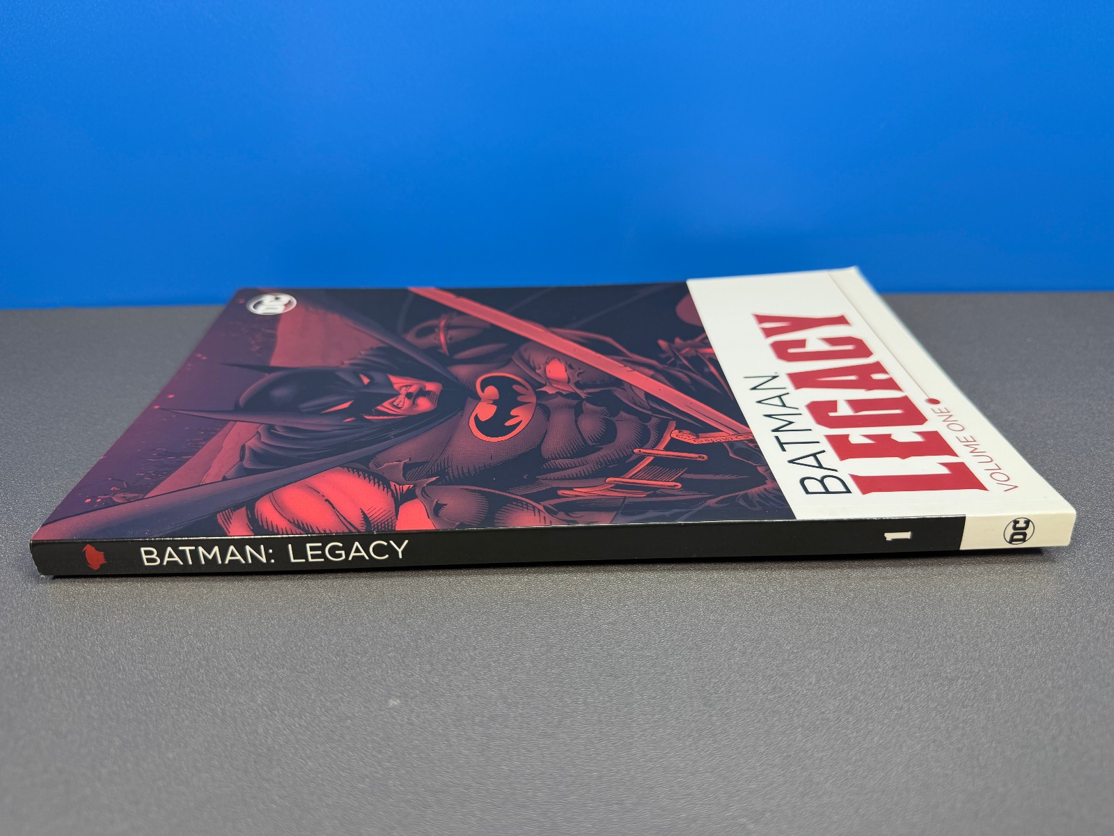 BATMAN LEGACY VOLUME ONE 1 DC COMICS COMIC BOOK COMPILATION PAPERBACK 2017