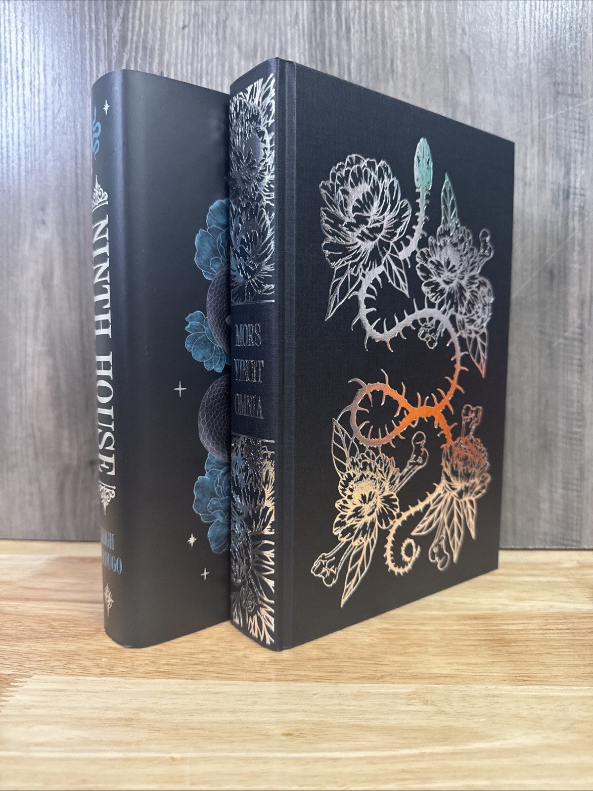 Illumicrate – Ninth House & Hell Bent – Leigh Bardugo – Exclusive Sprayed Edges