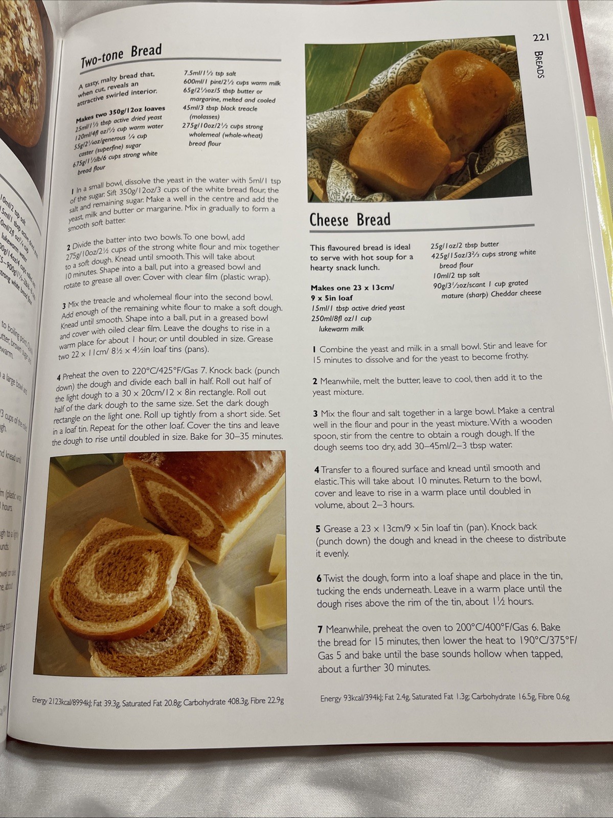 Cakes and Bakes 500 Martha Day 2006 Hardcover 256 Pages Recipe Book Baking Food