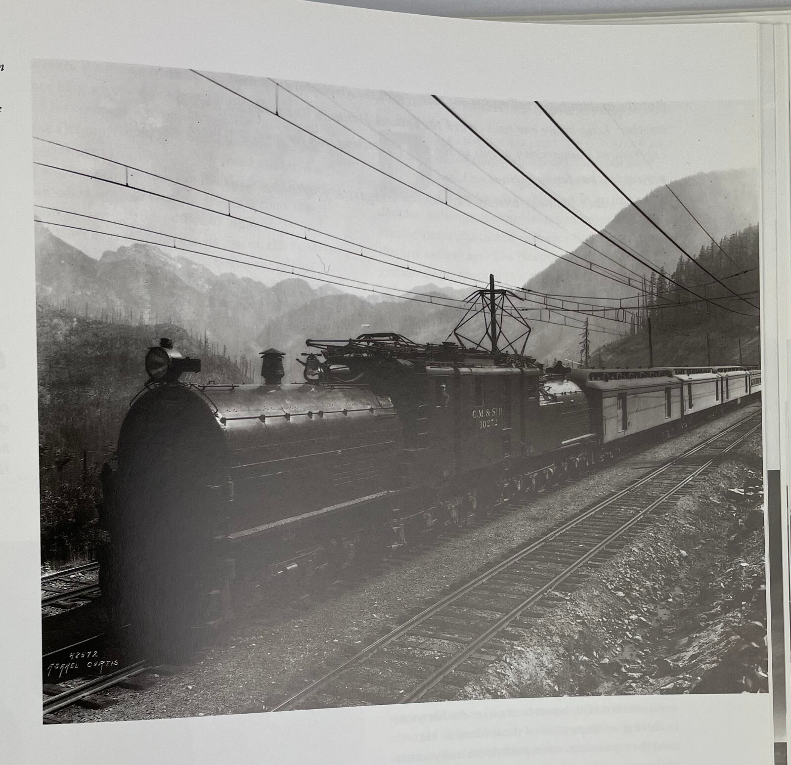 Railroad Signatures across the Pacific Northwest, Carlos A. Schwantes, 1993,HCDJ