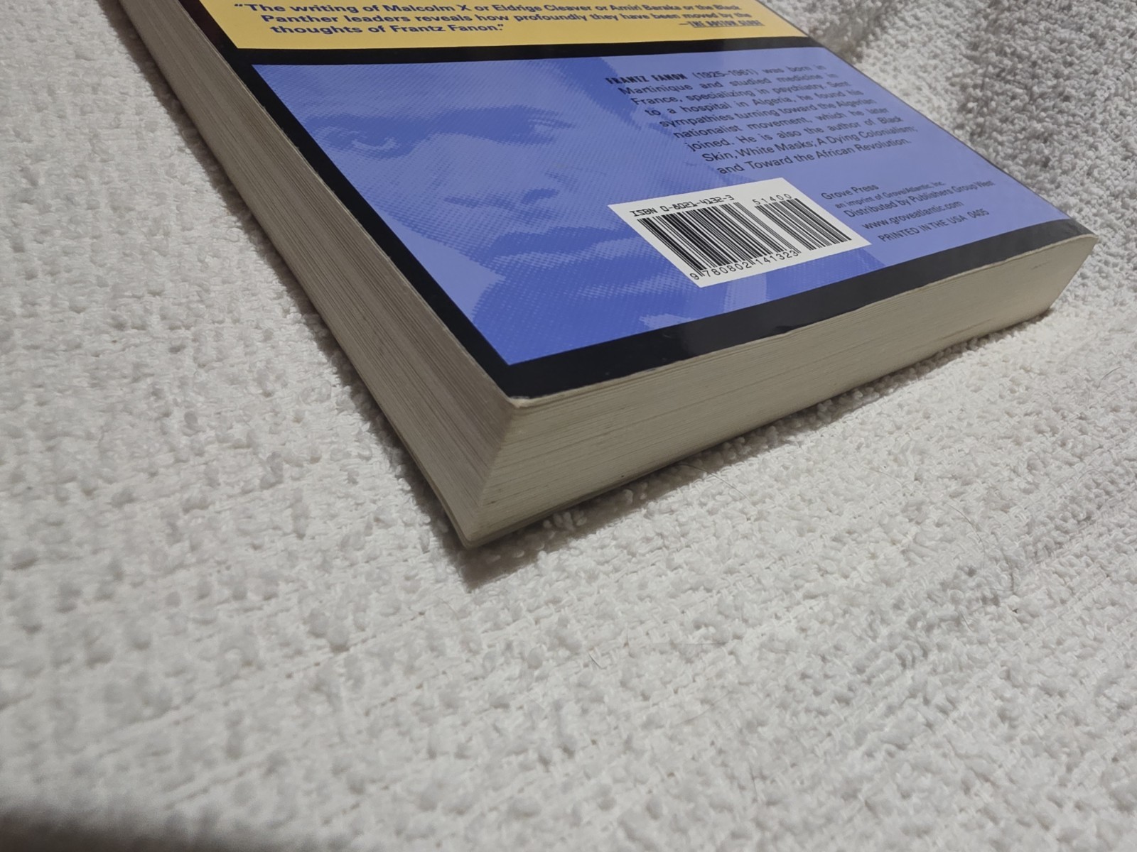 Wretched of the Earth 1st Ed 1st Print 2005 by Frantz Fanon, Paperback Very Good