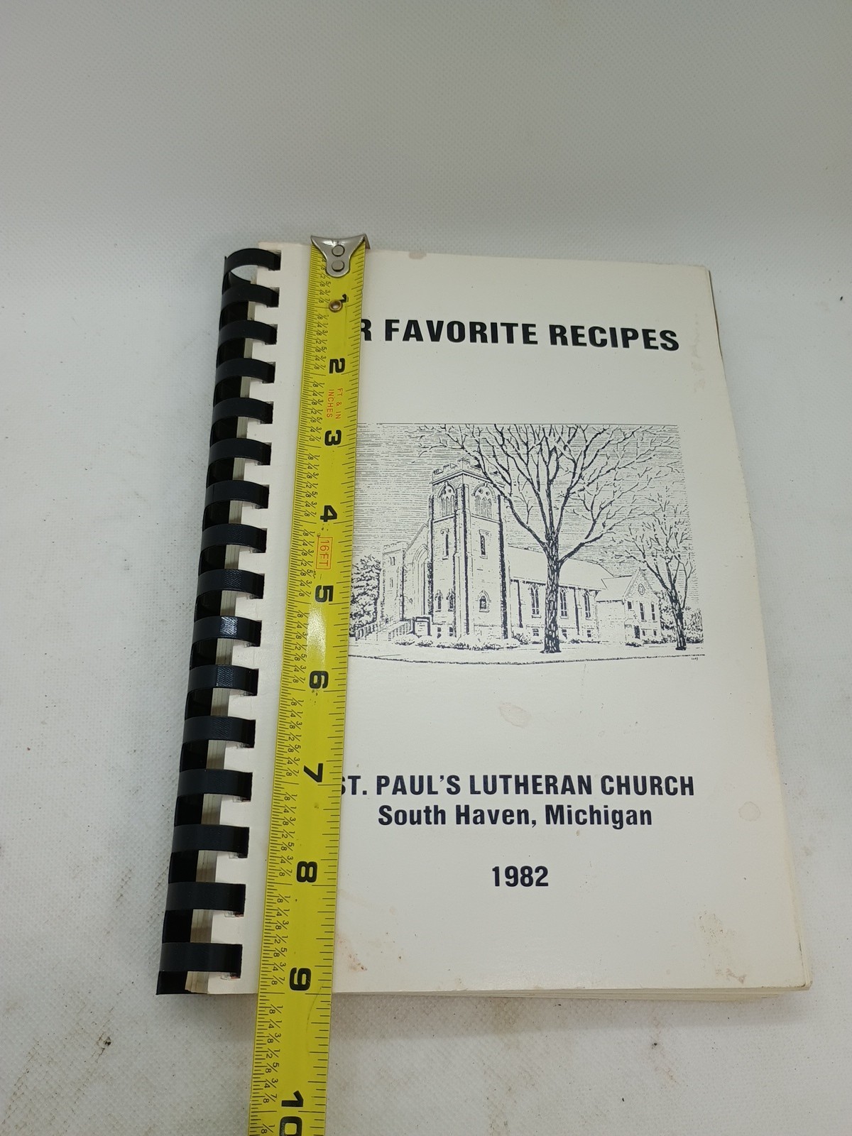 Our Favorite Recipes St Paul’s Lutheran Church Michigan 1982 vintage 200 Pages