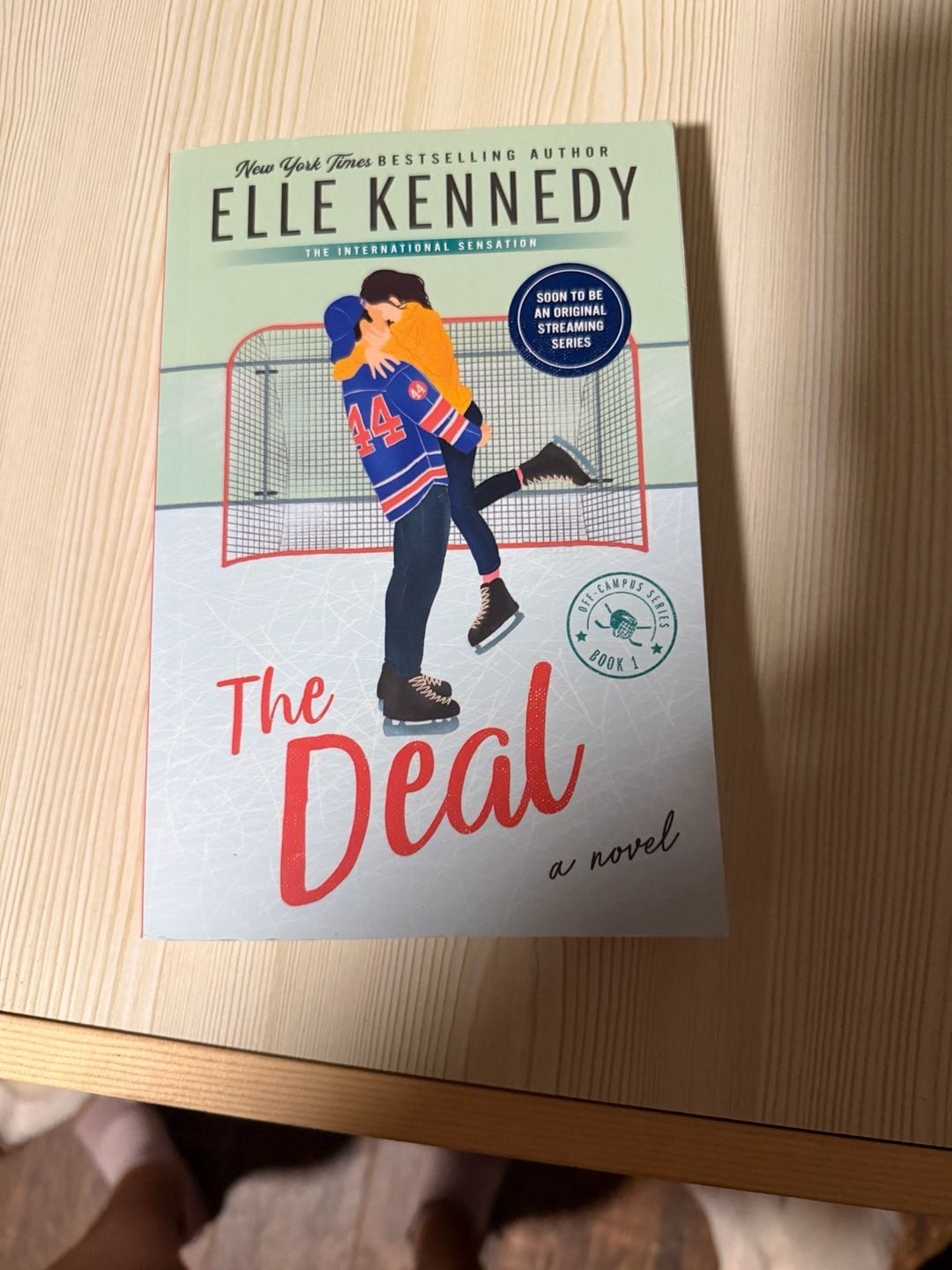 Elle Kennedy Off-Campus Series Complete 5 Book Set (Illustrated Covers)