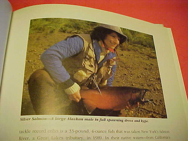 THE ILLUSTRATED ENCYCLOPEDIA OF FLY-FISHING BY SILVIO CALABI ((O)) 336 PAGES