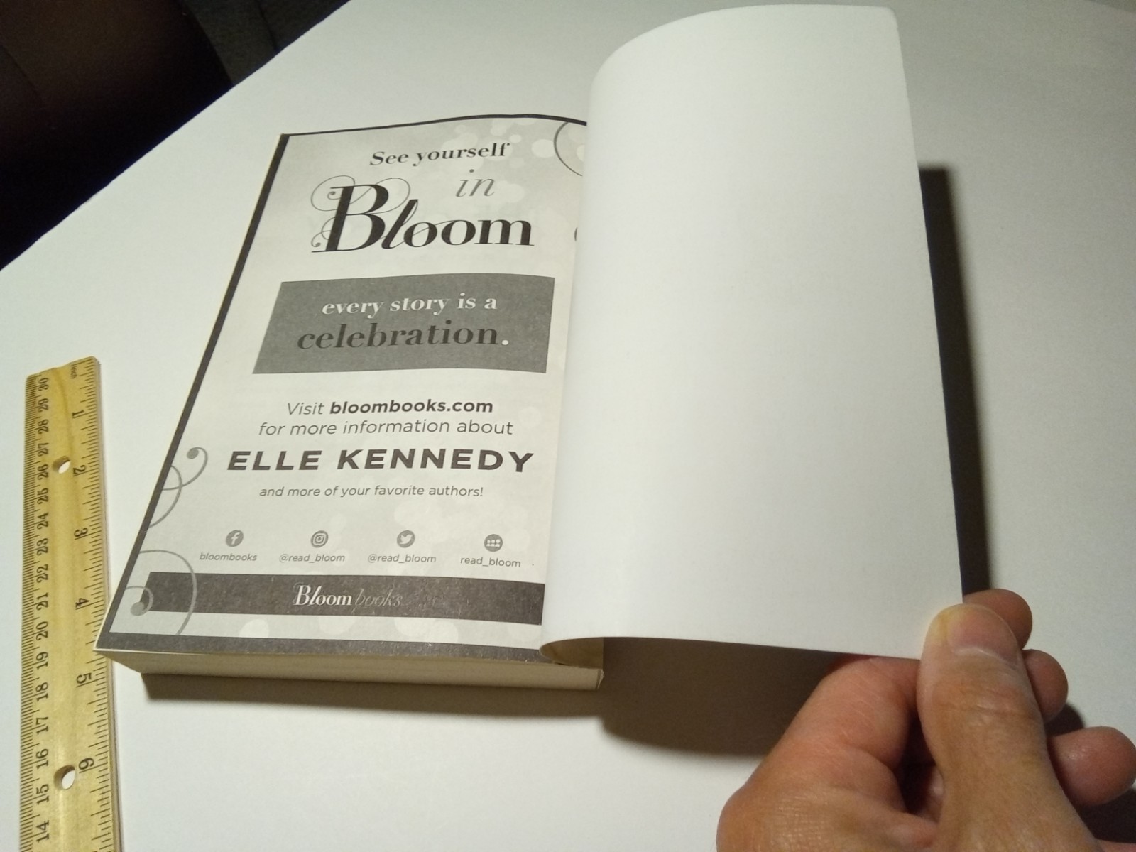 Elle Kennedy The Deal Paperback 2015 Bloom Books Off-Campus Series