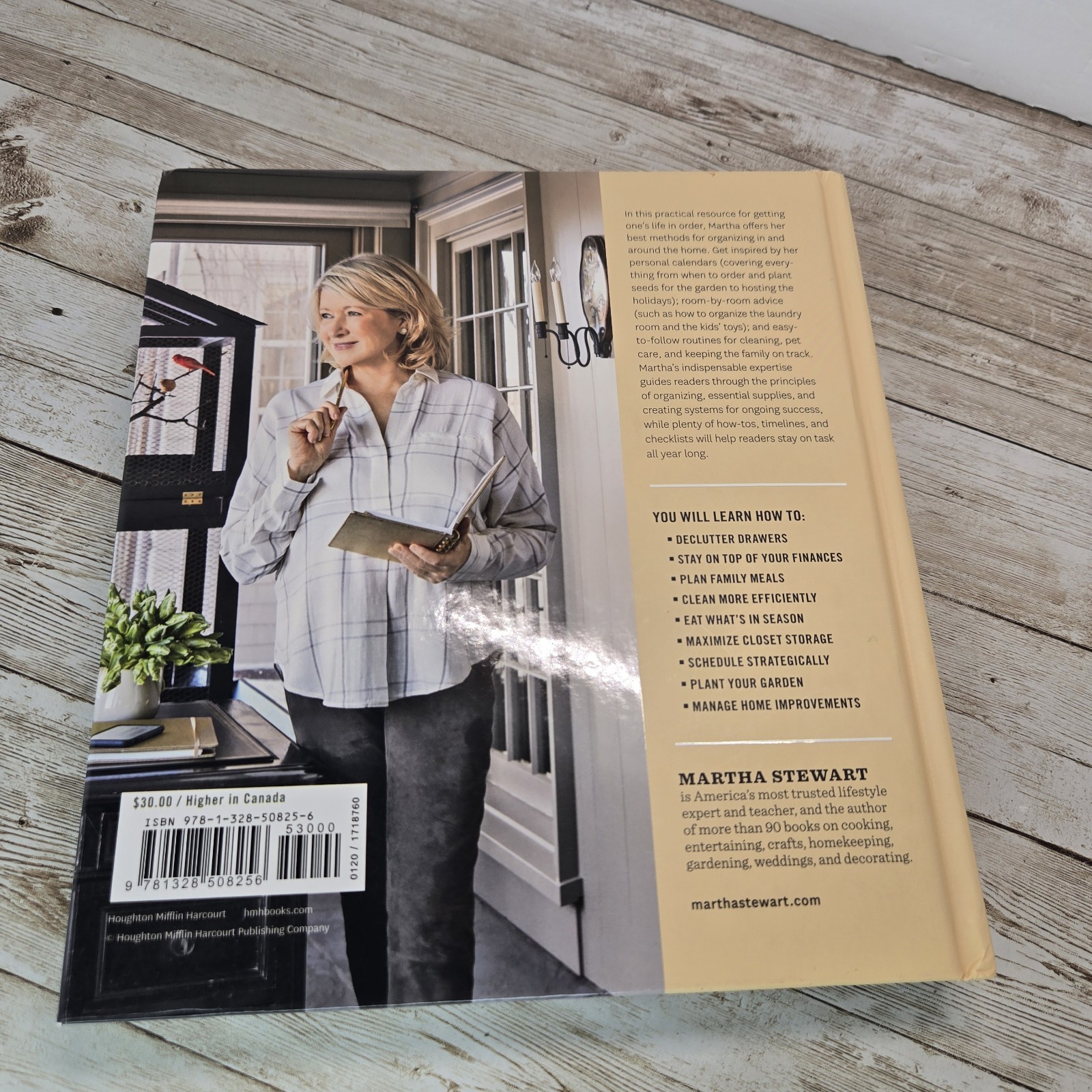 Martha Stewart’s Organizing-The Manual for Bringing Order to Your Life Book