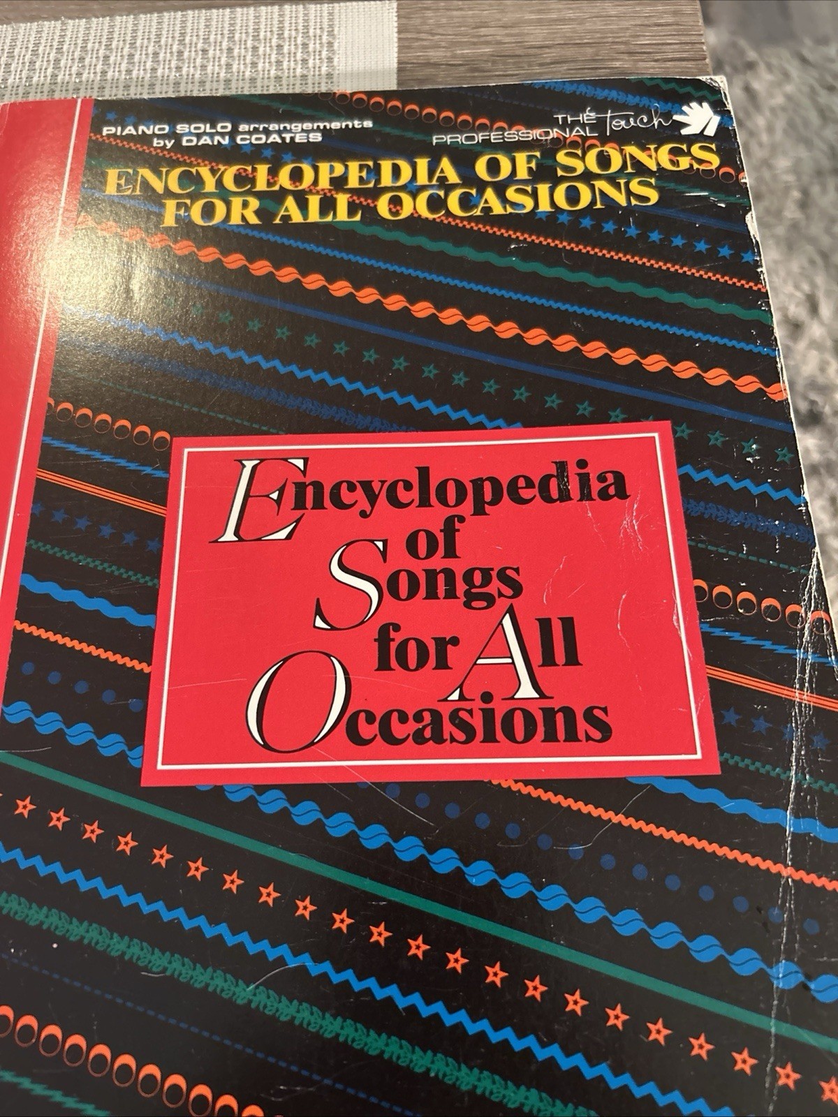 Dan Coates Encyclopedia of songs for all occasions vintage soft cover 160 pages
