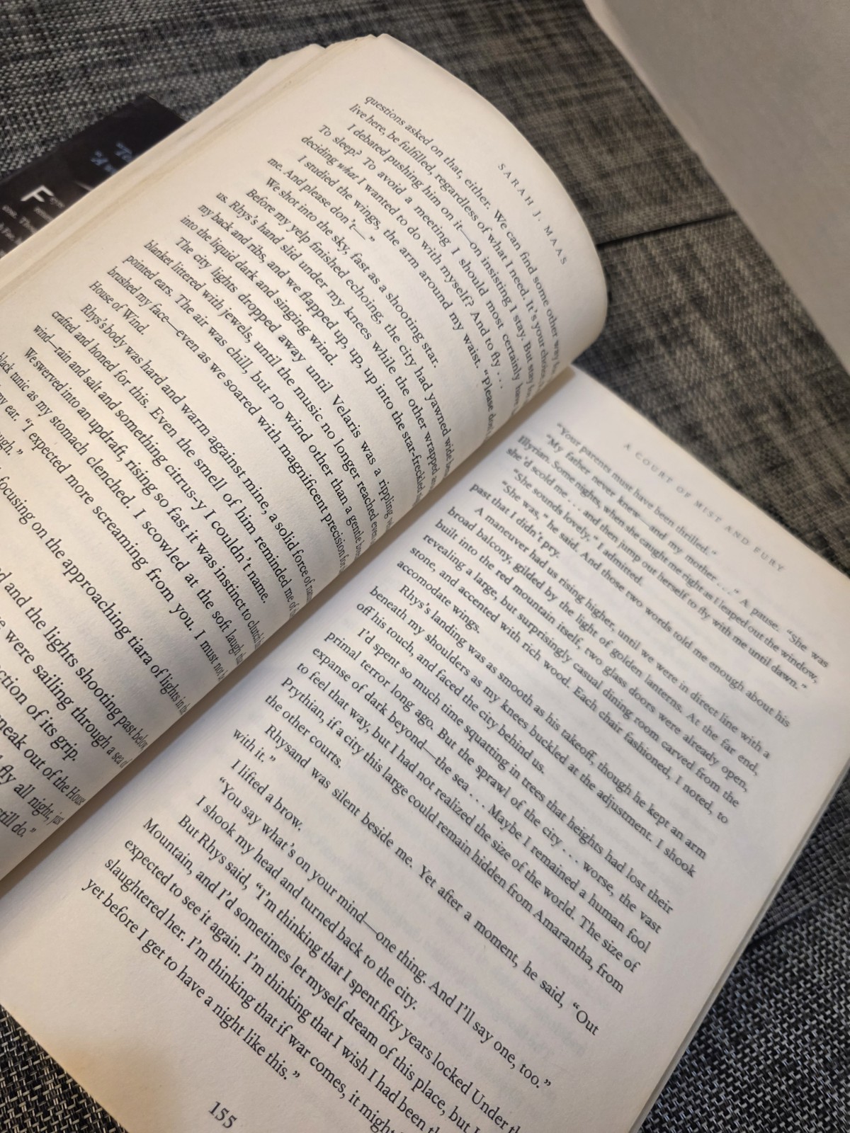 A Court of Mist and Fury (A Court of Thorns and Roses, 2) by Maas
