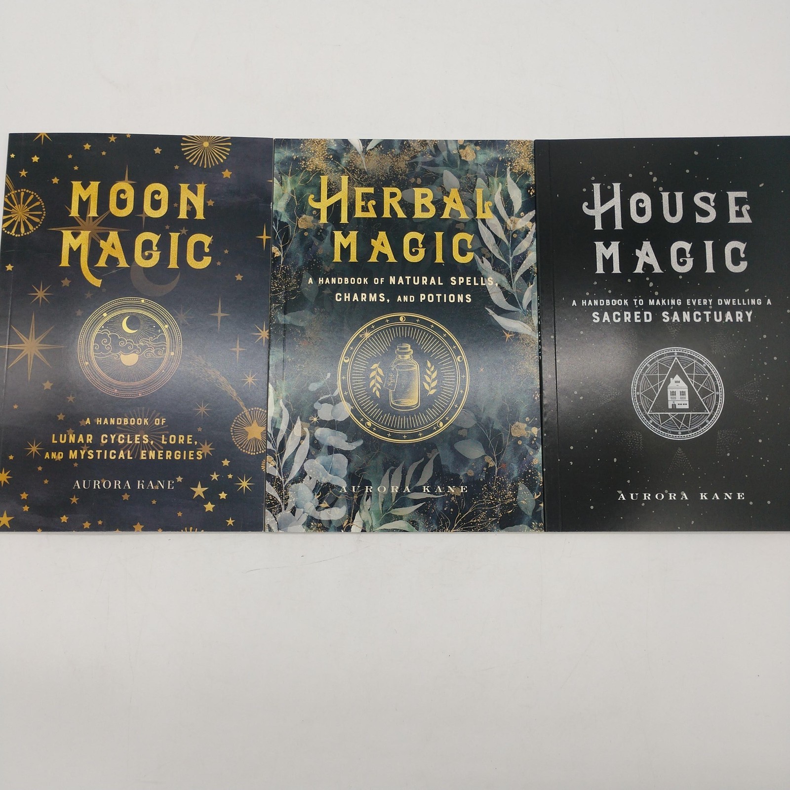 Moon Herbal House Magic Lot Aurora Kane Wellfleet PB Black 2020s Witchcraft