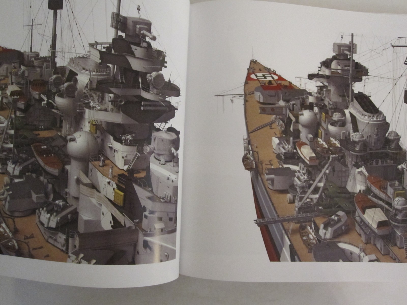 The Battleship Bismarck (Anatomy of The Ship) Hardcover, 256 pages