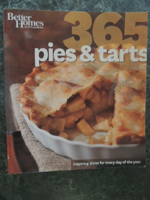 365 Pies and Tarts, 416 pages, nearly new condition
