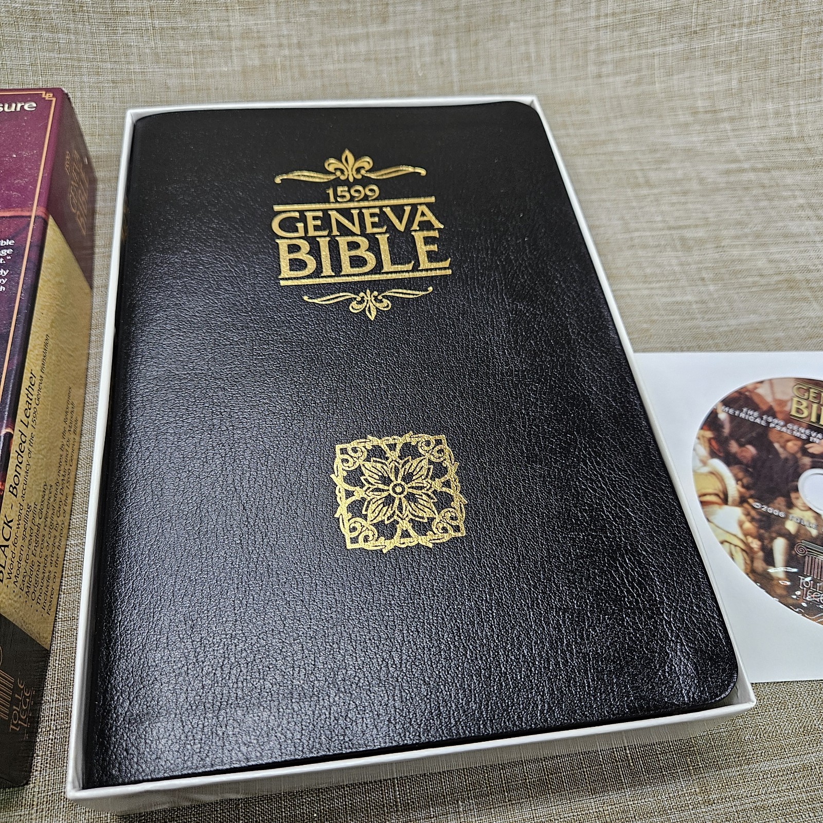 1599 Geneva Bible Black Bonded Leather New Unused w/ CD Tolle Lege Press Boxed