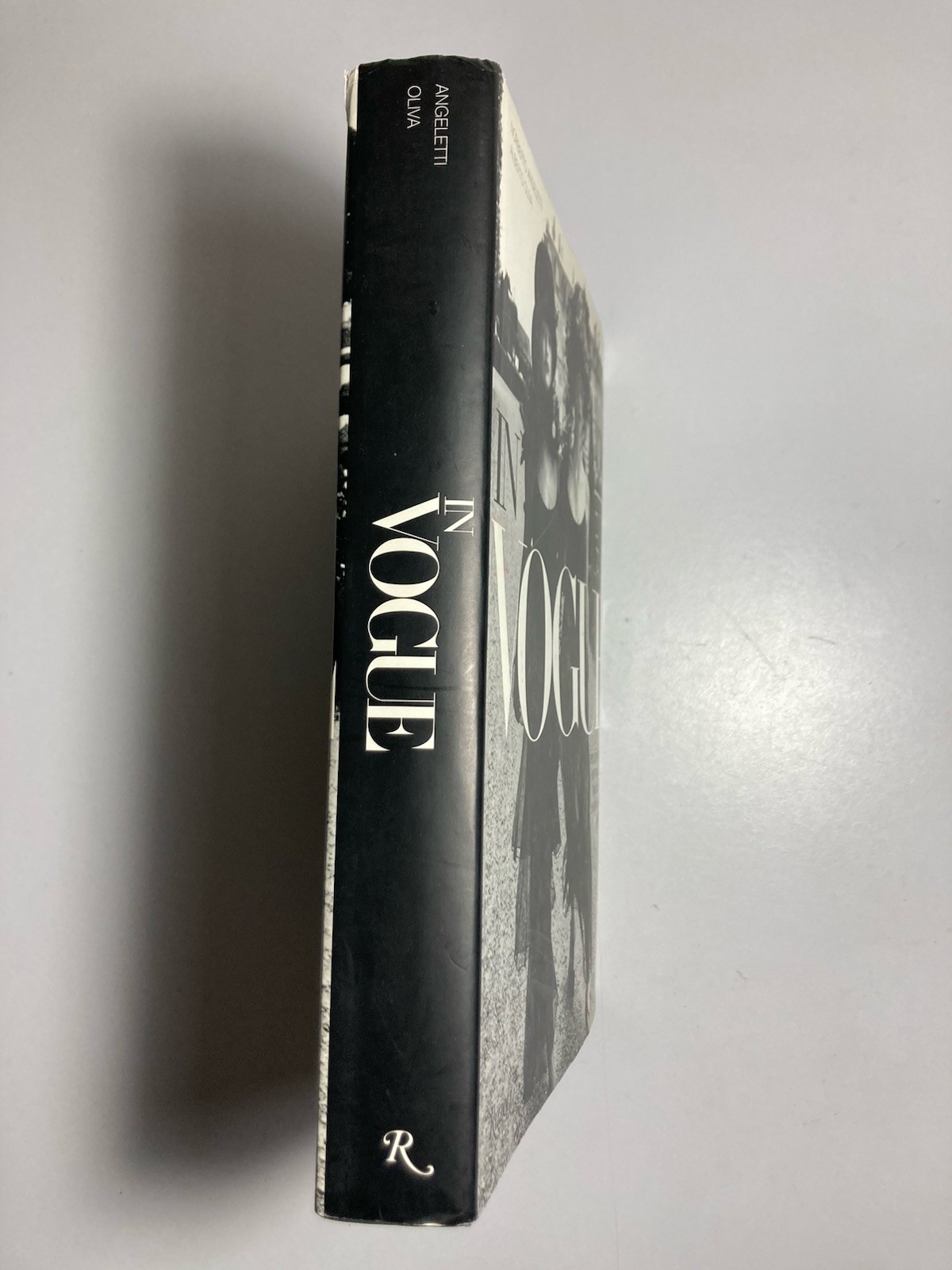 “IN VOGUE : The Illustrated History of…” Norberto Angeletti & Alberto Olivia HC