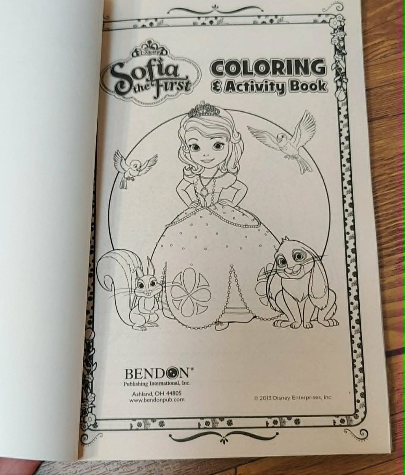 Sofia the First Coloring & Activity Book 8″x5″ 2013 Stickers
