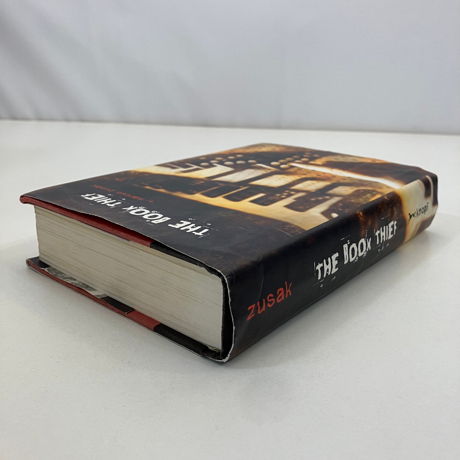 Markus Zusak The Book Thief First American Edition HCDJ 2006 Alfred A. Knopf