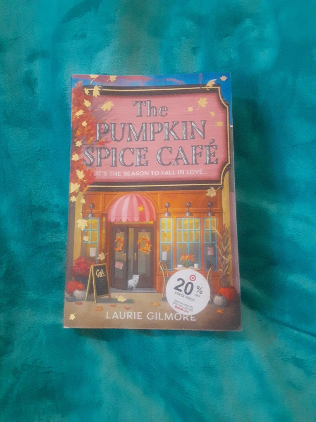The Pumpkin Spice Cafe by Laurie Gilmore. trade paperback