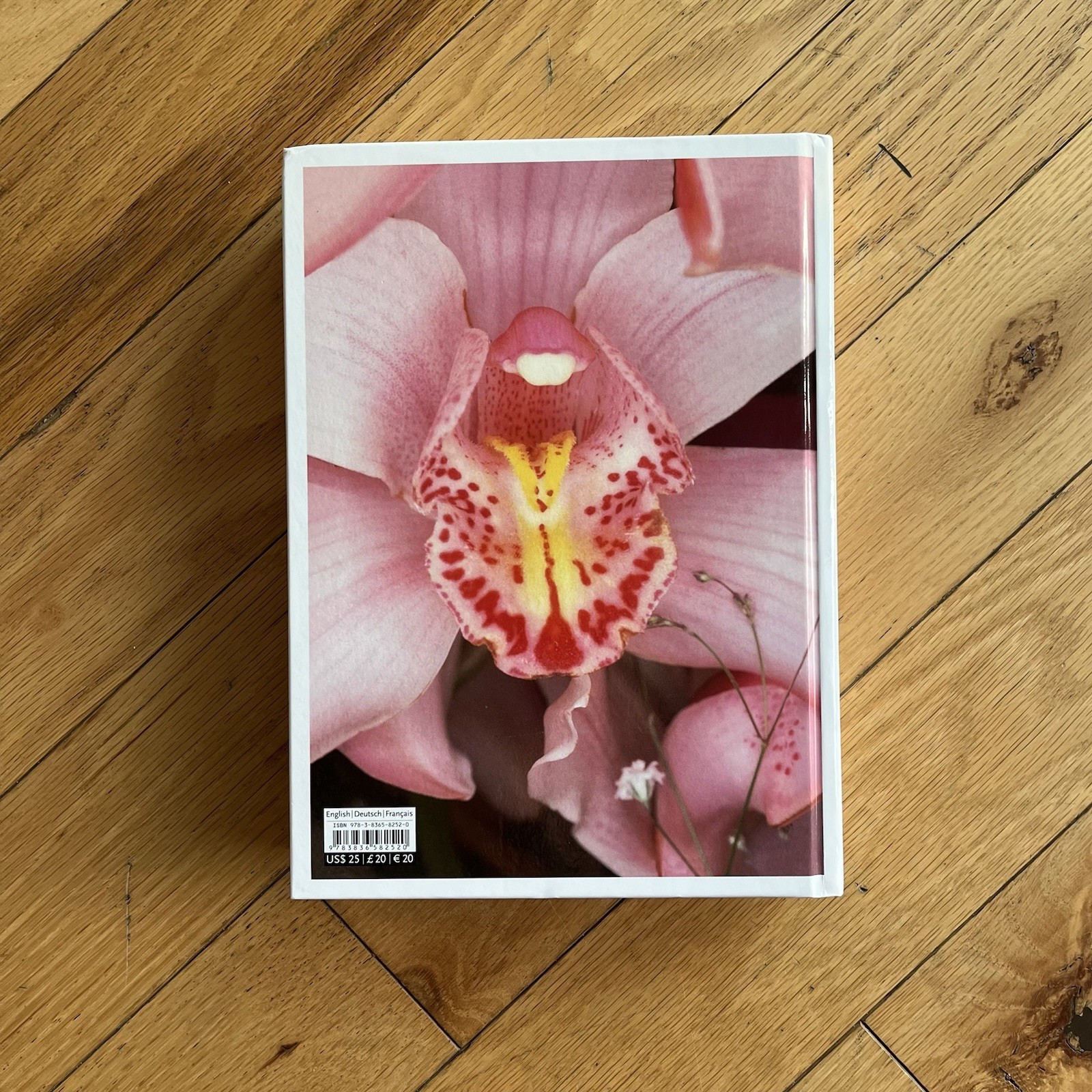 NOBUYOSHI ARAKI Ultimate Works TASCHEN 40th Edition 512 pages Hardcover Like New