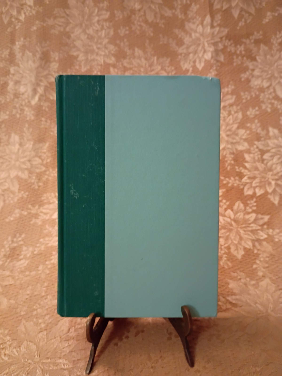 Best-in-Books 1959 Nine Coaches Waiting Mary Stewart Hardcover Anthology Book