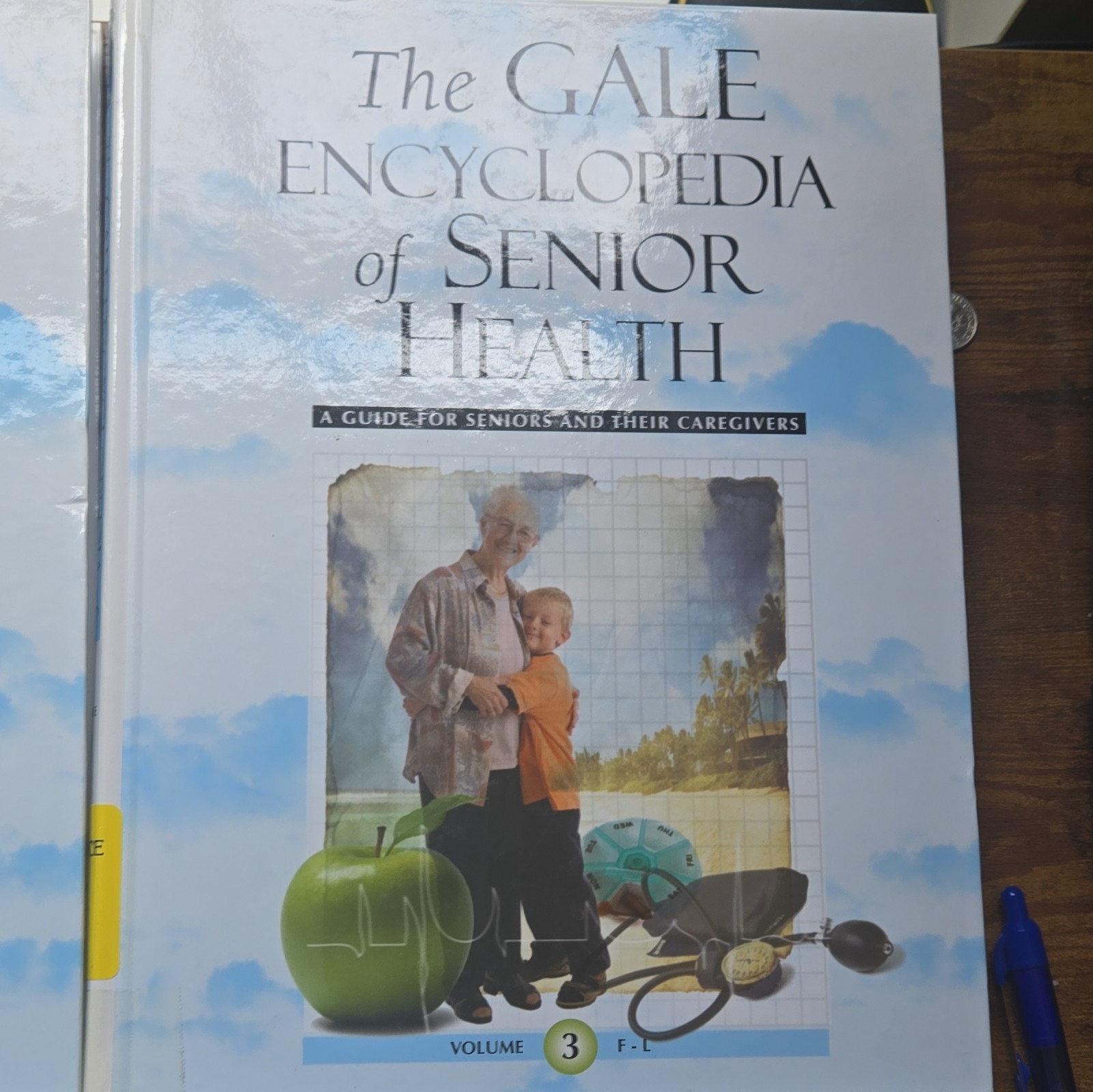 Gale The Gale Encyclopedia of Senior Health 5-Volume Hardcover Set 1st 2009