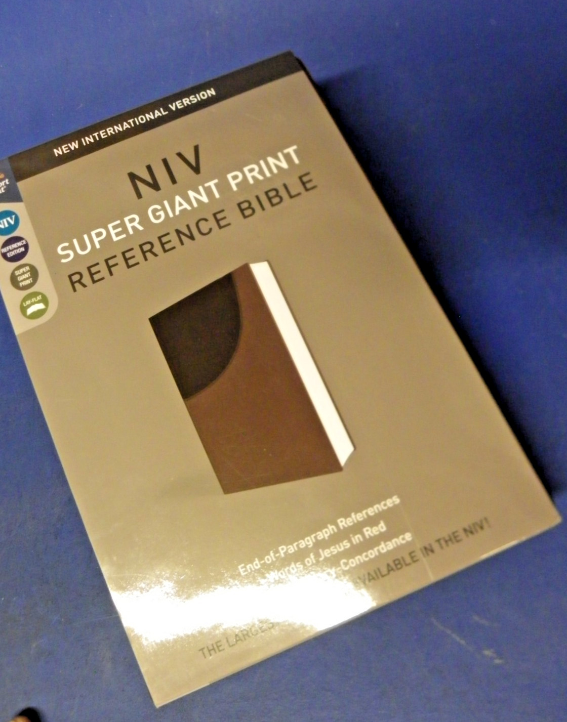 NIV Super Giant Print Reference Bible 16.5-Point Print Size Chocolate Cover