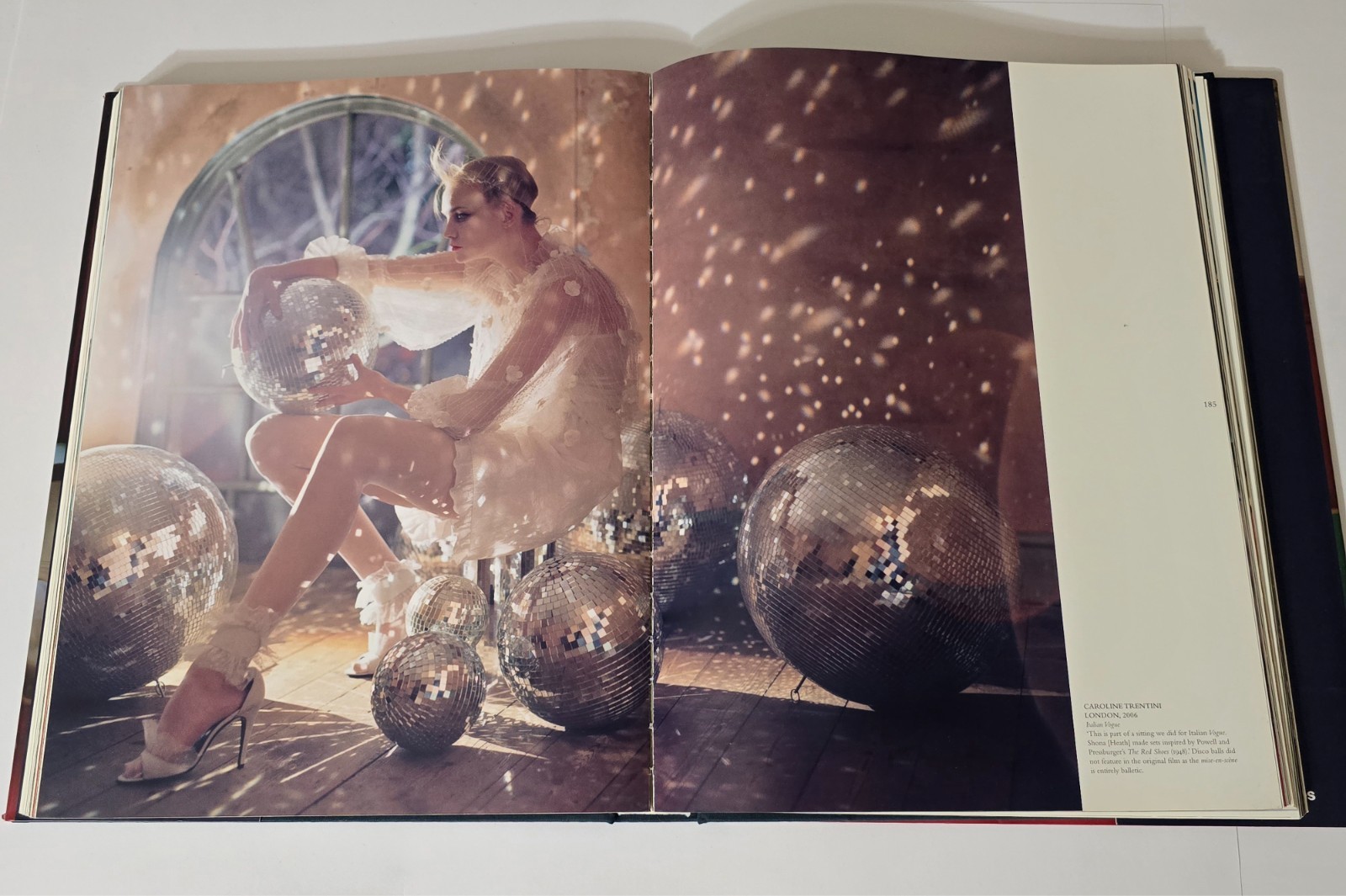 TIM WALKER PICTURES ART PHOTO BOOK FASHION PHOTOGRAPHY TENEUES