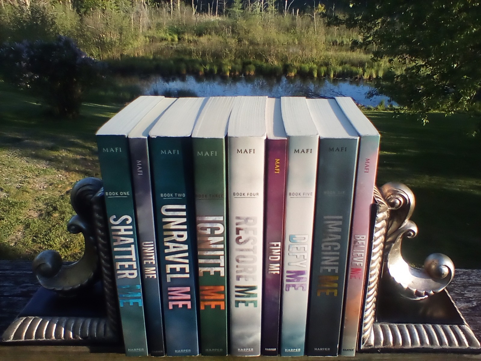 Lot of 11 Shatter Me Series in 9 books Complete, Novellas, Watch Me Tahereh Mafi