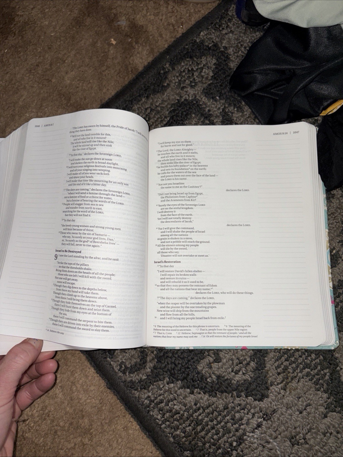 NIV, Journal the Word Bible,Pink Floral Cloth : Reflect, Journal.