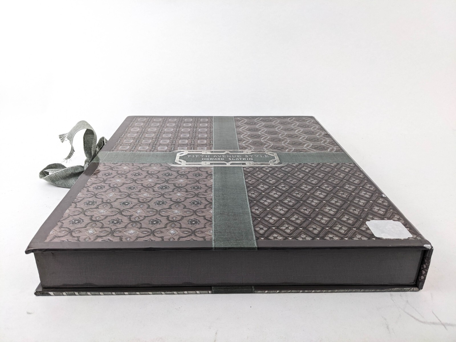 FIFTH AVENUE STYLE Collector’s Luxury Edition By Howard Slatkin – Hardcover