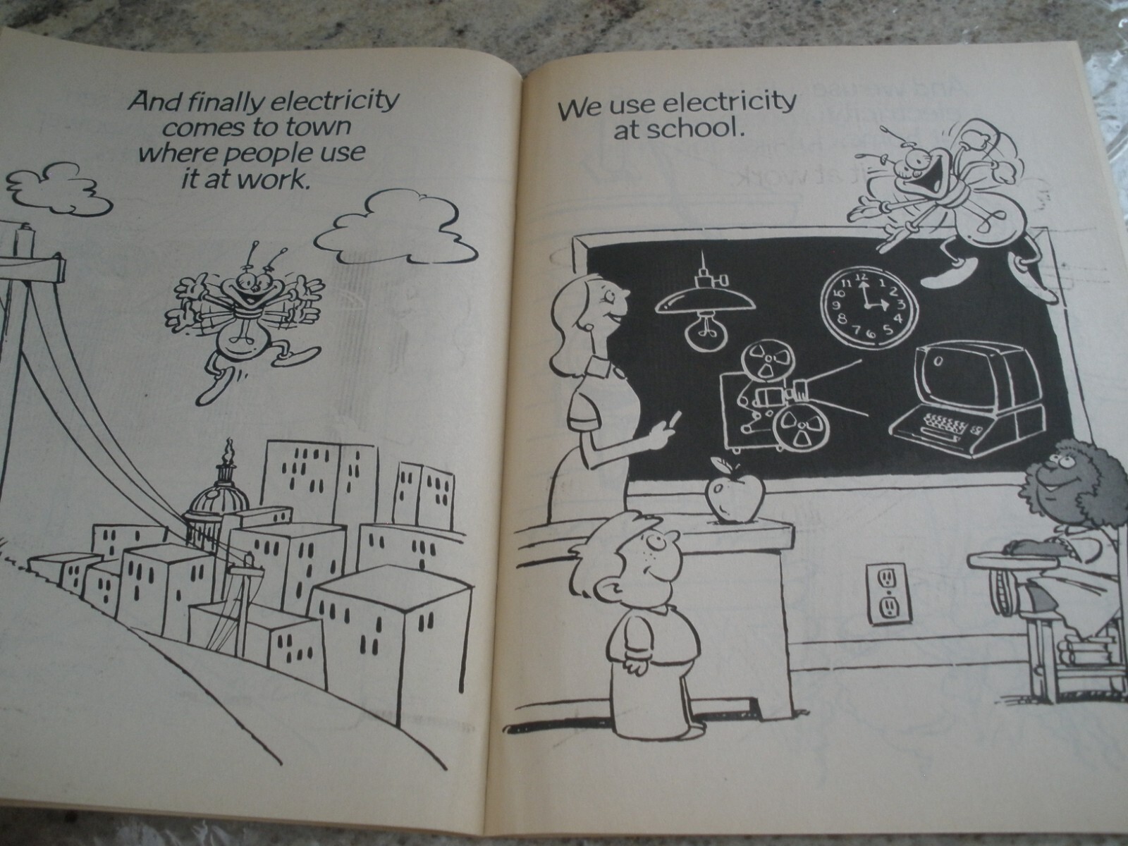 WE’RE TALKING ELECTRICITY LOUIE LIGHTNING BUG COLORING BOOK UNUSED (D12)