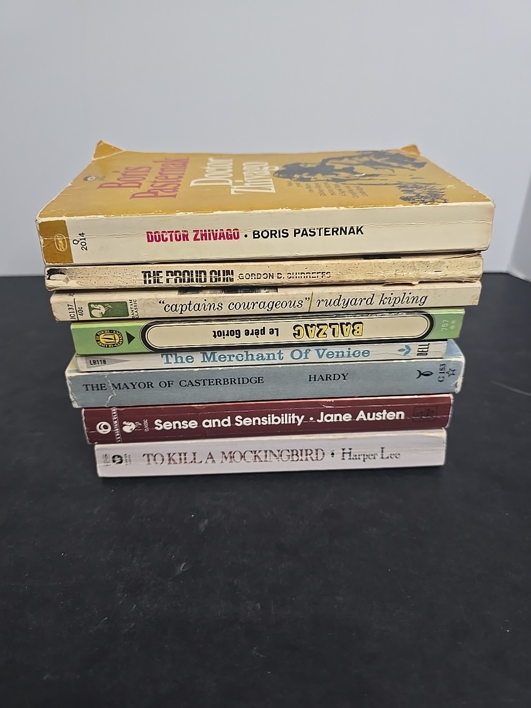 Lot of 8 Classic Vintage Books – Austen, Harper Lee, Balzac, Kipling, Hardy,…