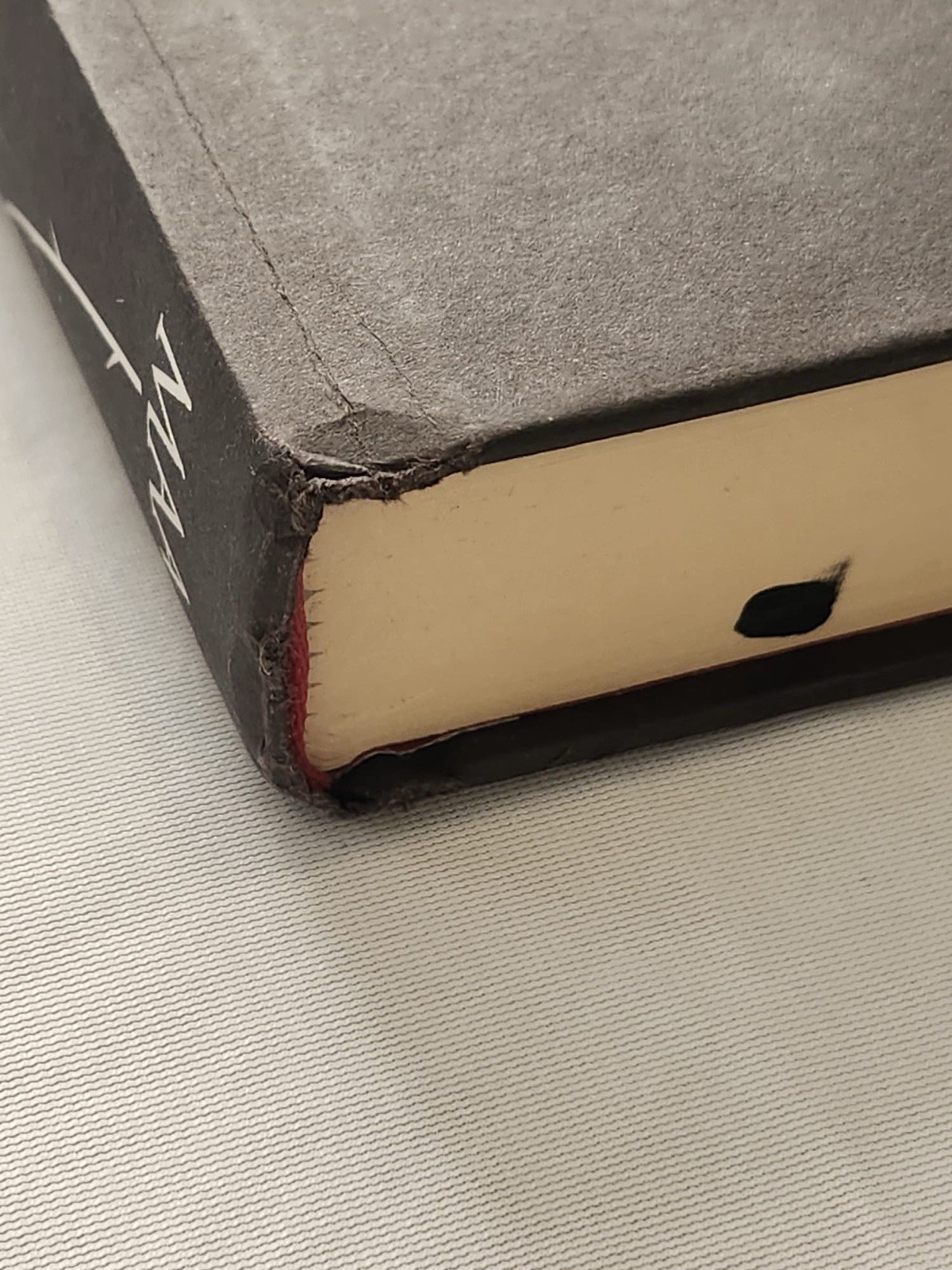 A Court of Thorns and Roses by Sarah J Maas First Edition 2015 Hardcover
