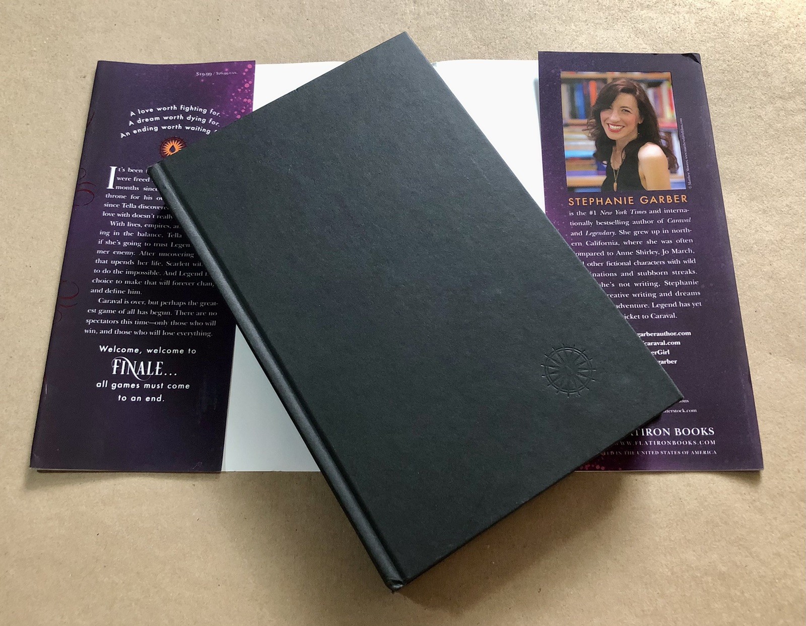 Finale, Stephanie Garber, AUTHOR SIGNED, 2019 HC/DJ, 1ST EDITION 1ST PRINT, VG+