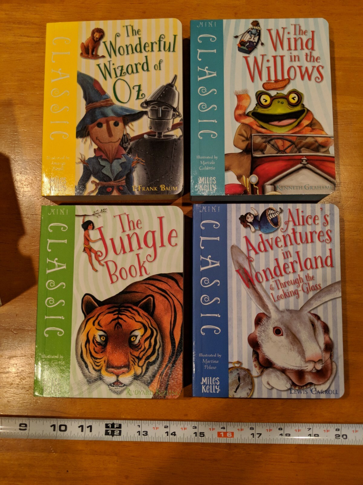 New Four Mini Classics Wizard Oz Wind Jungle Alice 4 Book Box Set Free Shipping