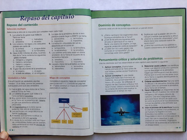 Explorando El Planeta Tierra [Prentice Hall Ciencia] 184 pages with no damage