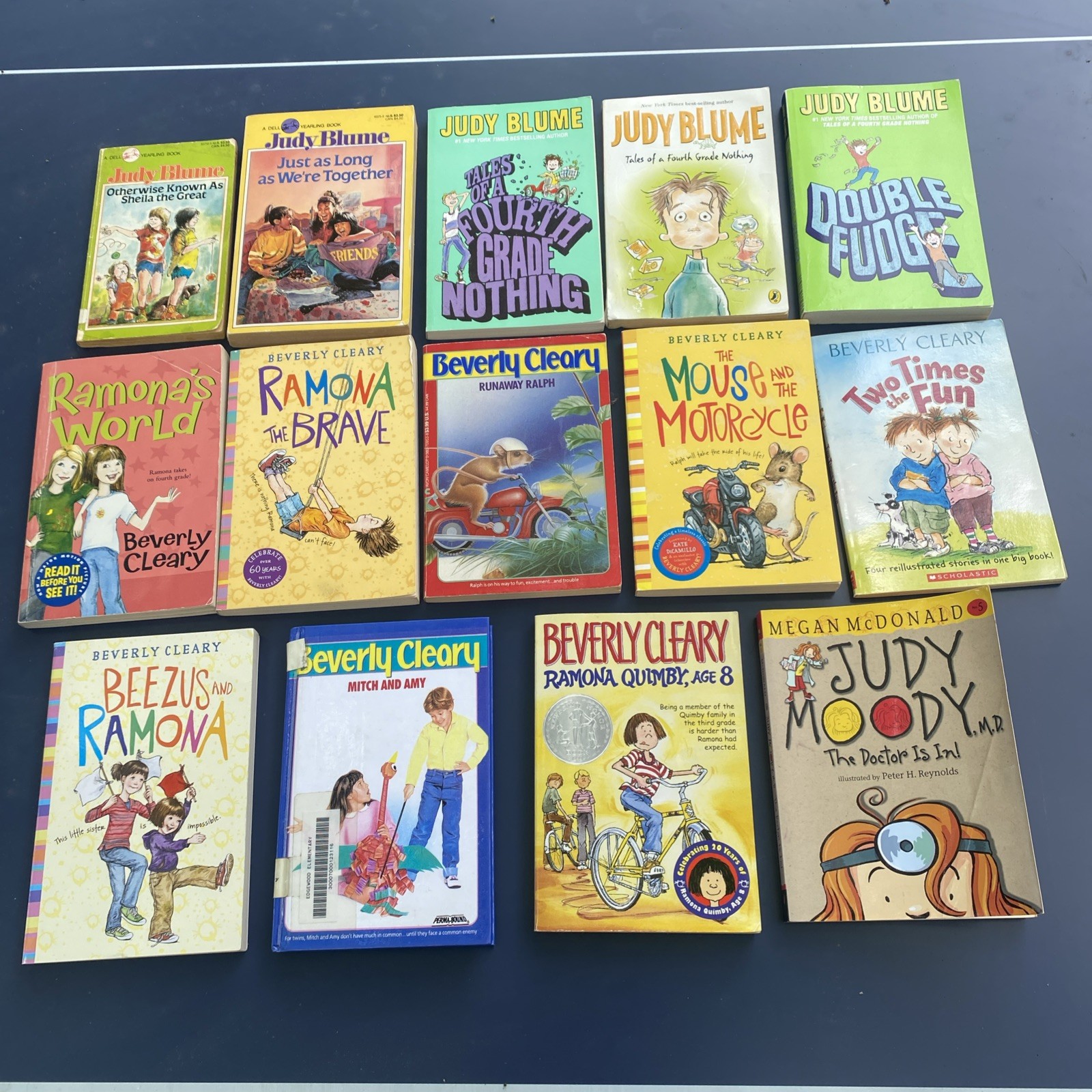 Book Lot Judy Blume, Beverly Cleary, etc. 14 Books!!!