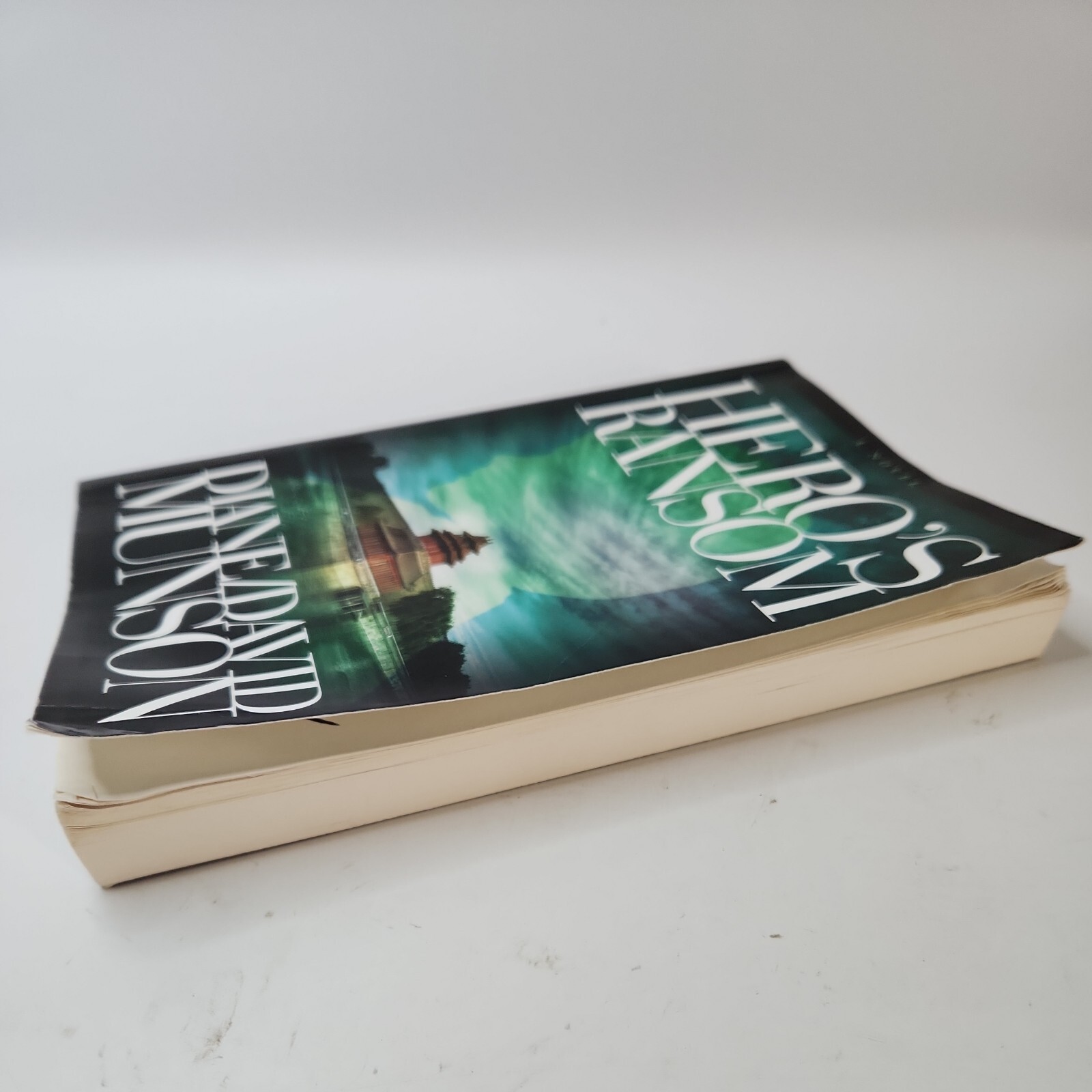 Hero’s Ransom by David Munson and Diane Munson (2010, UK- A Format Paperback)