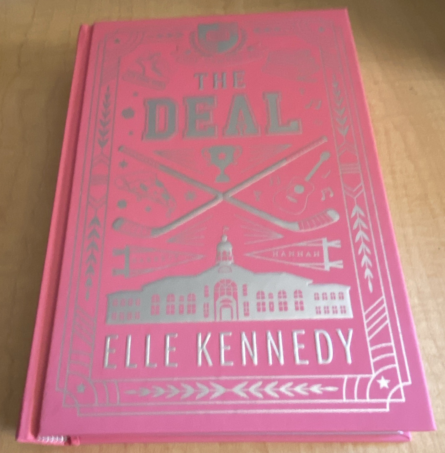 Elle Kennedy The Deal, YA Romance Fiction Novel, Hardcover, Illustrated