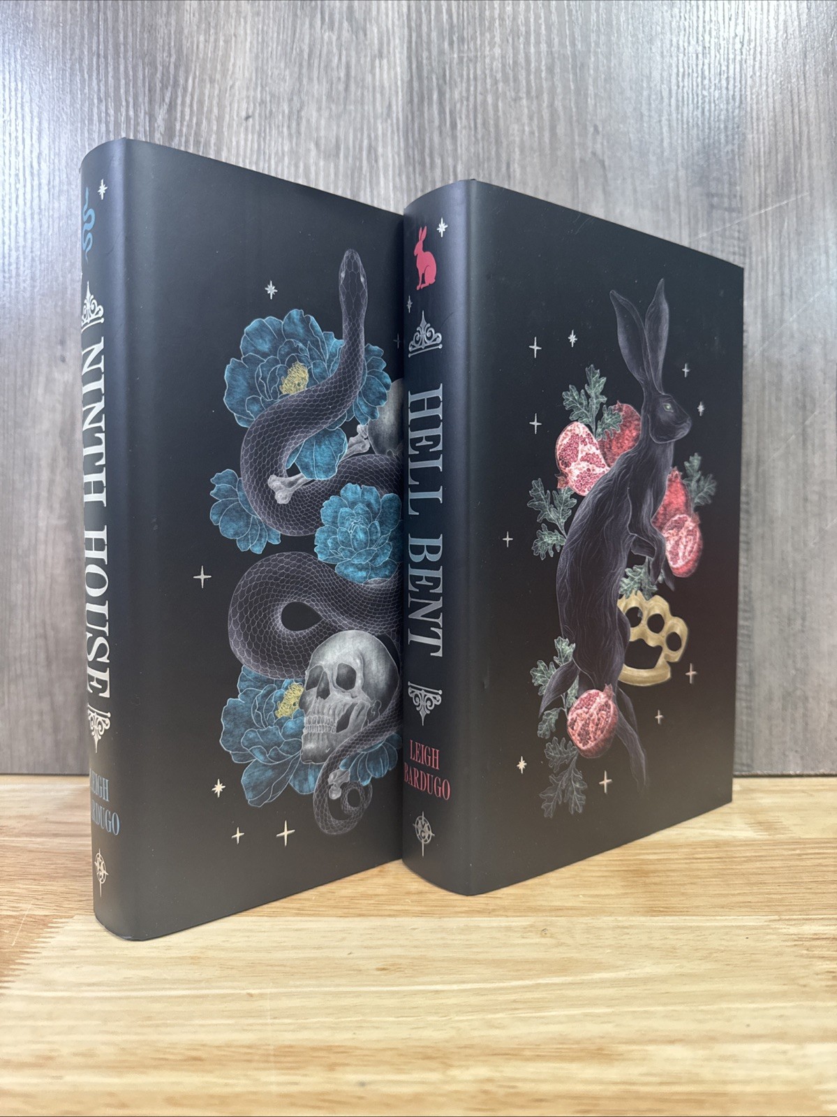 Illumicrate – Ninth House & Hell Bent – Leigh Bardugo – Exclusive Sprayed Edges