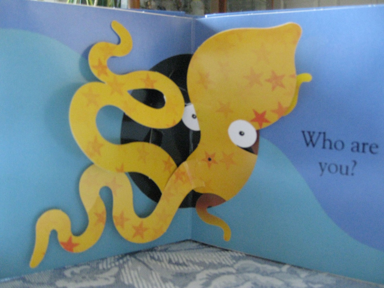 I’M SHY ~ A Bashful Little Pop-Up Book ~ By David A. Carter ~ 1993