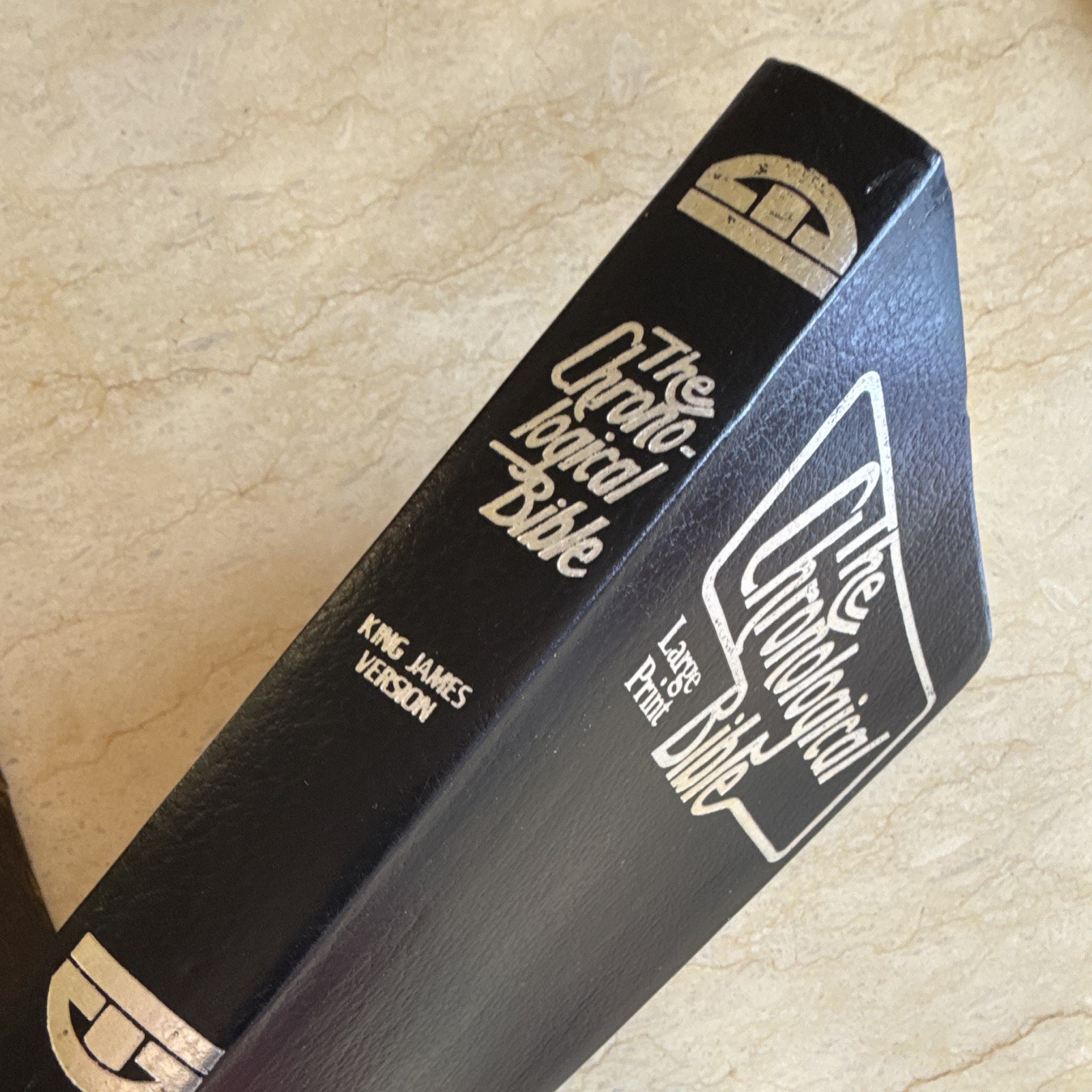 The Chronological Bible King James Version Large Print Hardcover Reese 1977