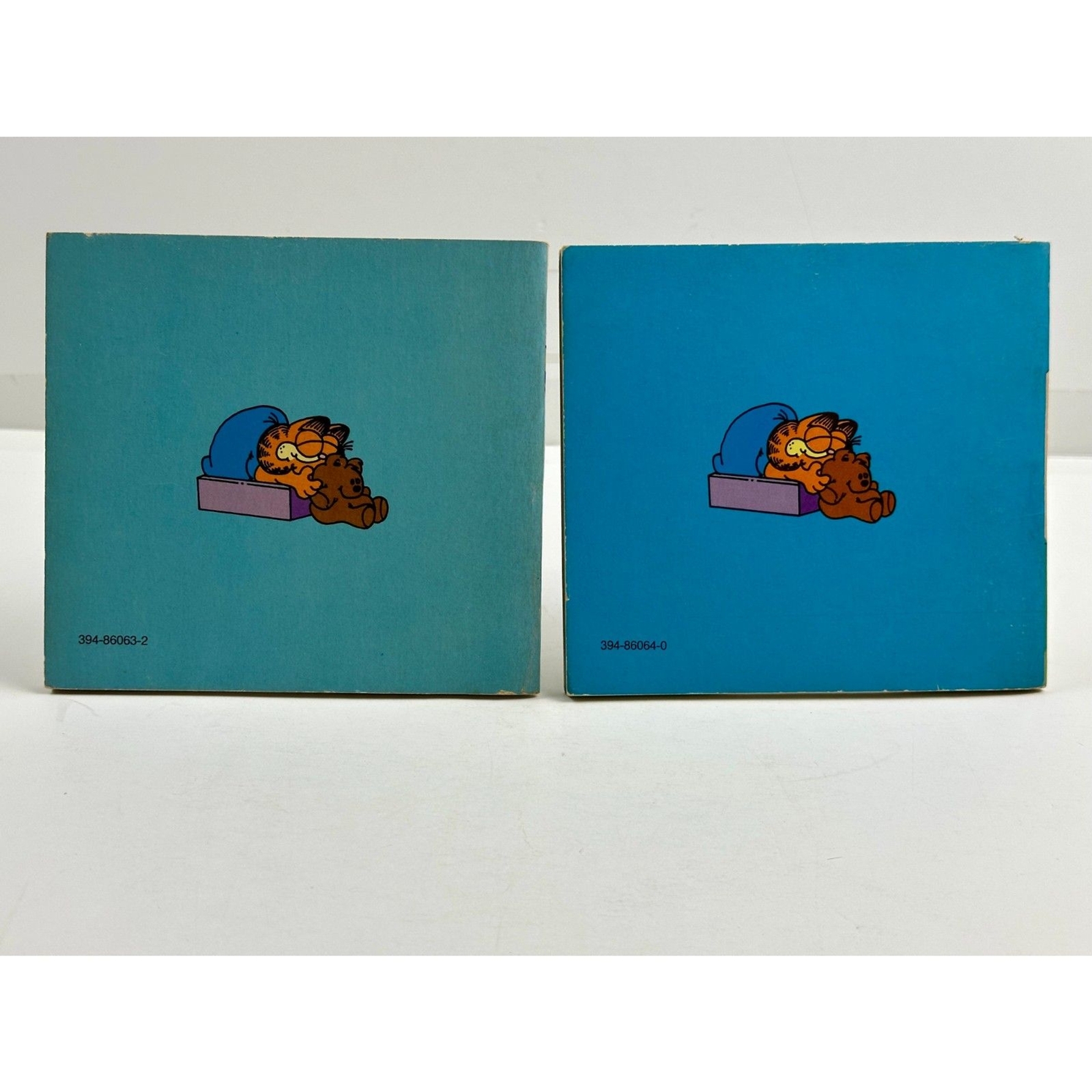 Lot of 2 Garfield Books 5in x 5.5in Random House 1982 Nostalgia Vintage