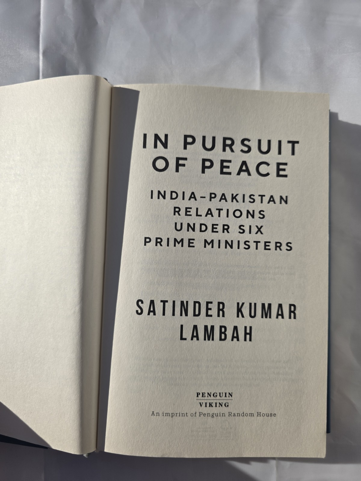 In Pursuit of Peace: India-Pakistan Relations Under Six Prime Ministers HC