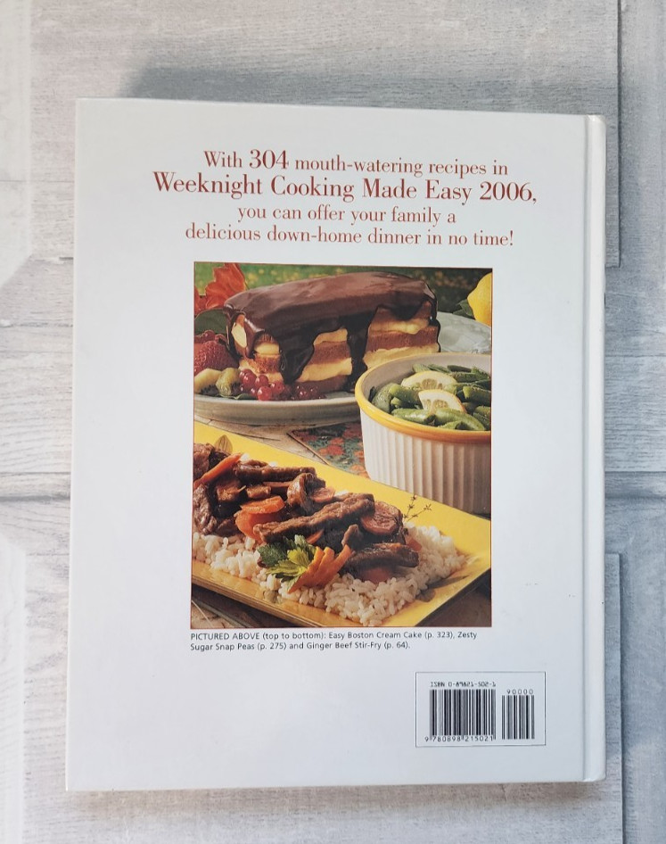 Taste of Home 2006 Weeknight Cooking Made Easy 336 pages hardcover 304 recipes