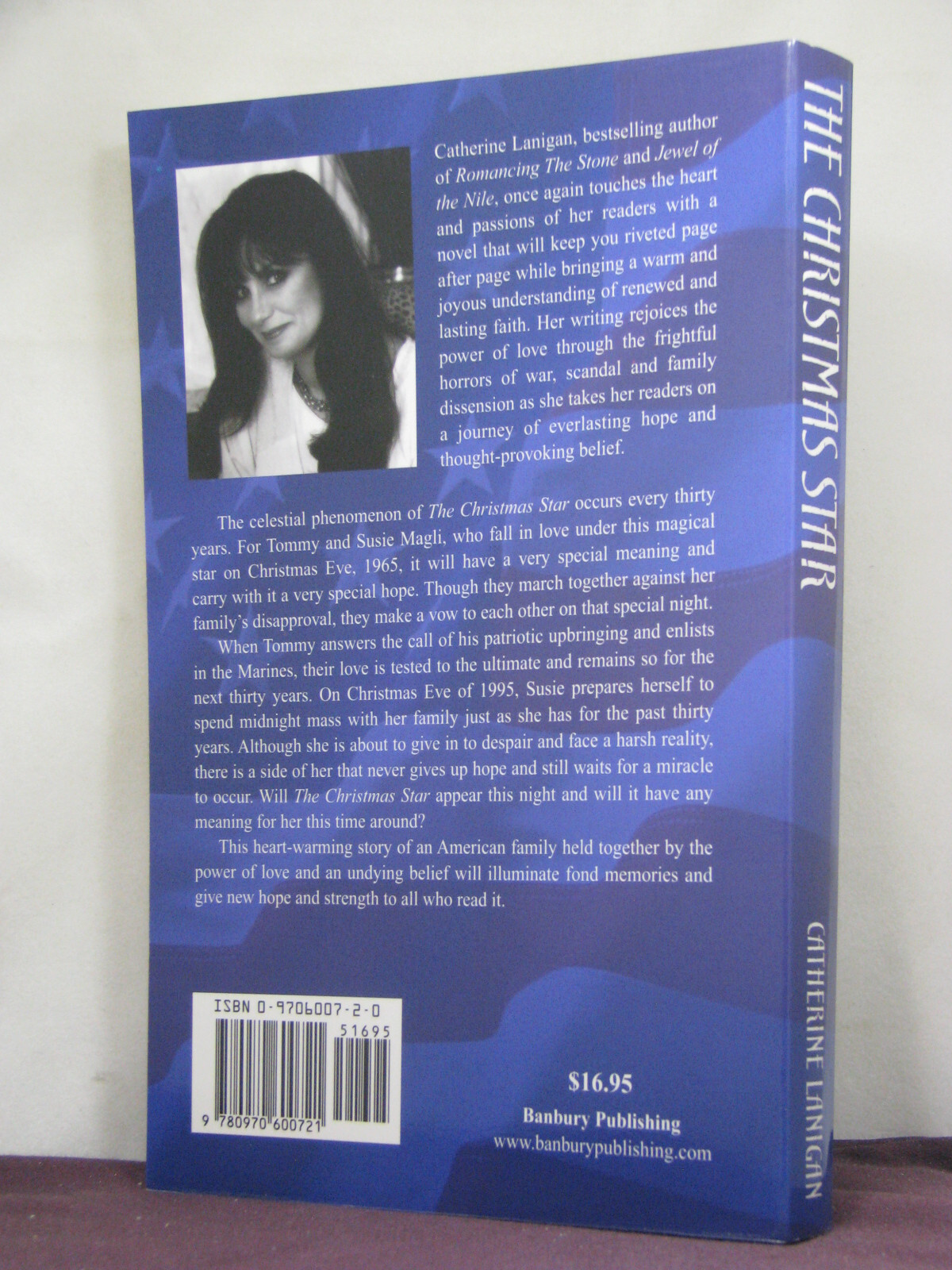 signed by author, The Christmas Star by Catherine Lanigan (2002,TPB) romance