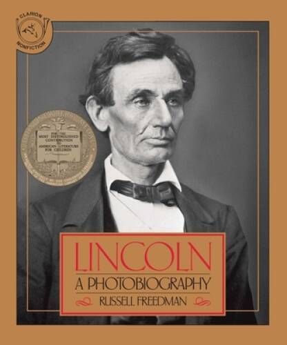 Lincoln: A Photobiography (Houghton Mifflin social studies) – Paperback – GOOD