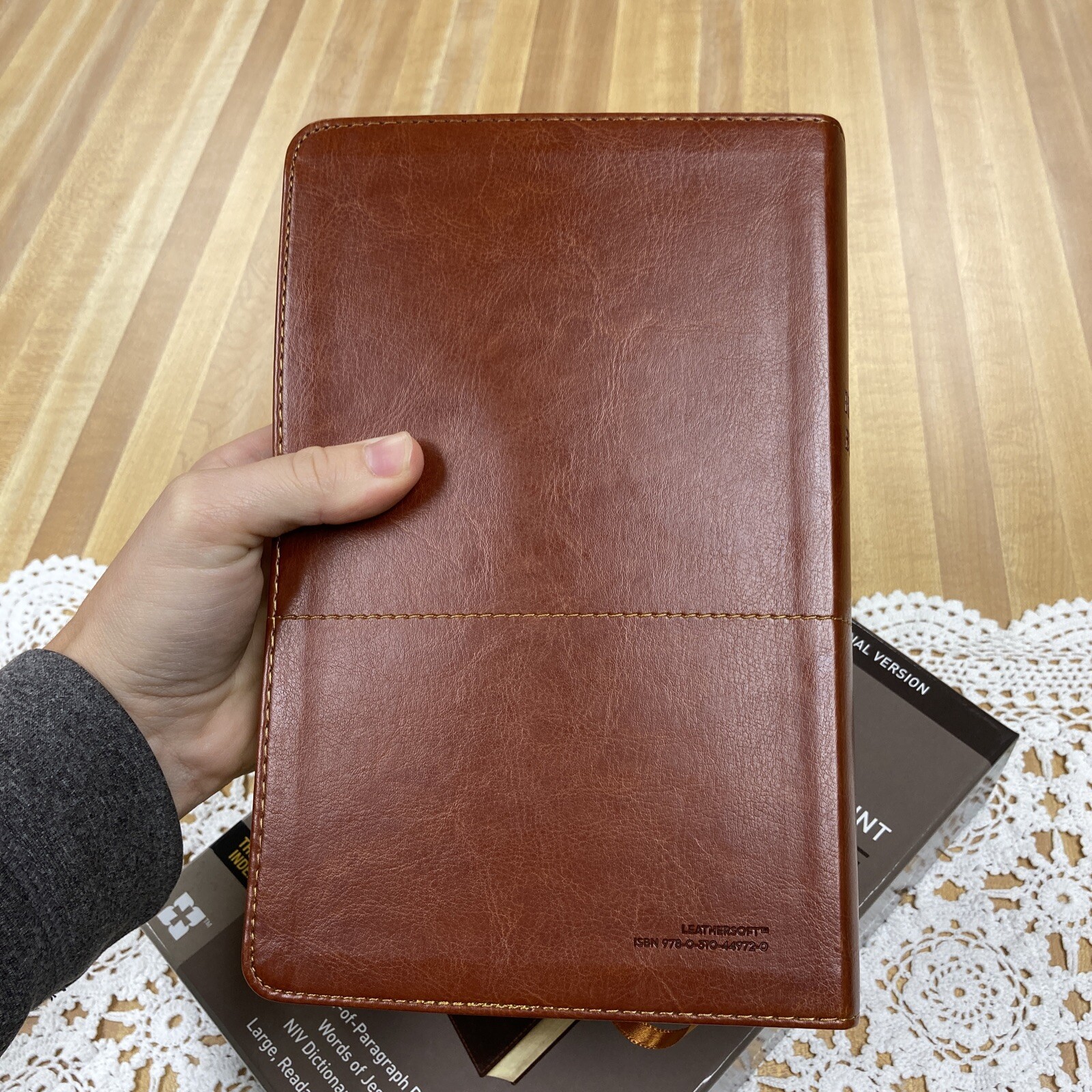 NIV Large print Reference Bible – 12 point font – Red letter – Thumb-indexed