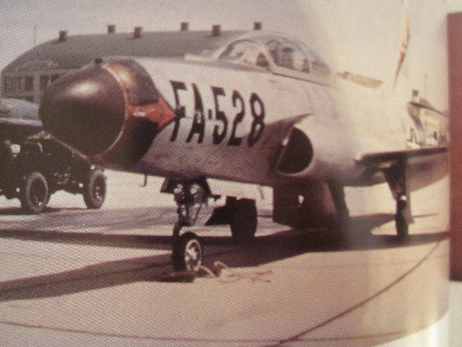 Lockheed F-94 Starfire: A Photo Chronicle – Color Photos, 128 pages